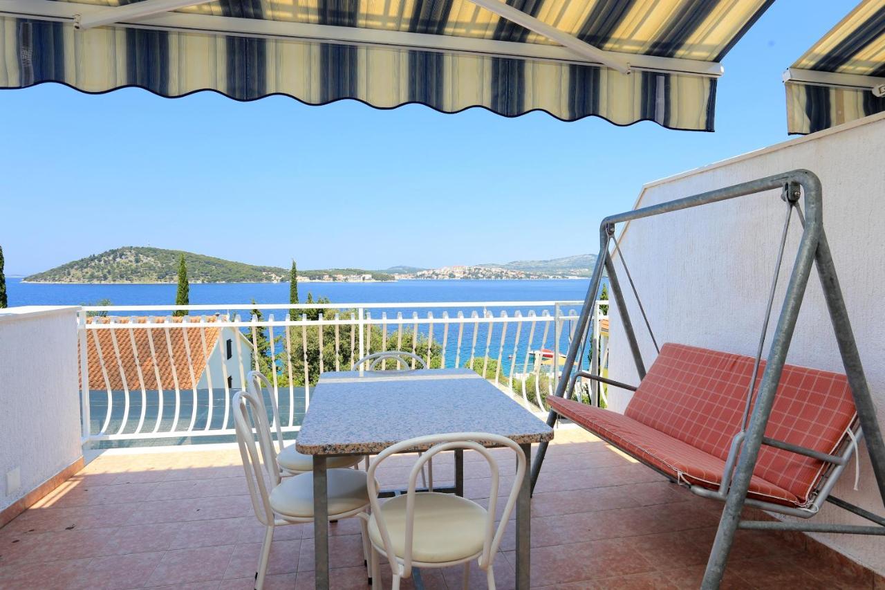 Family Friendly Seaside Apartments Razanj, Rogoznica - 10373 Екстериор снимка