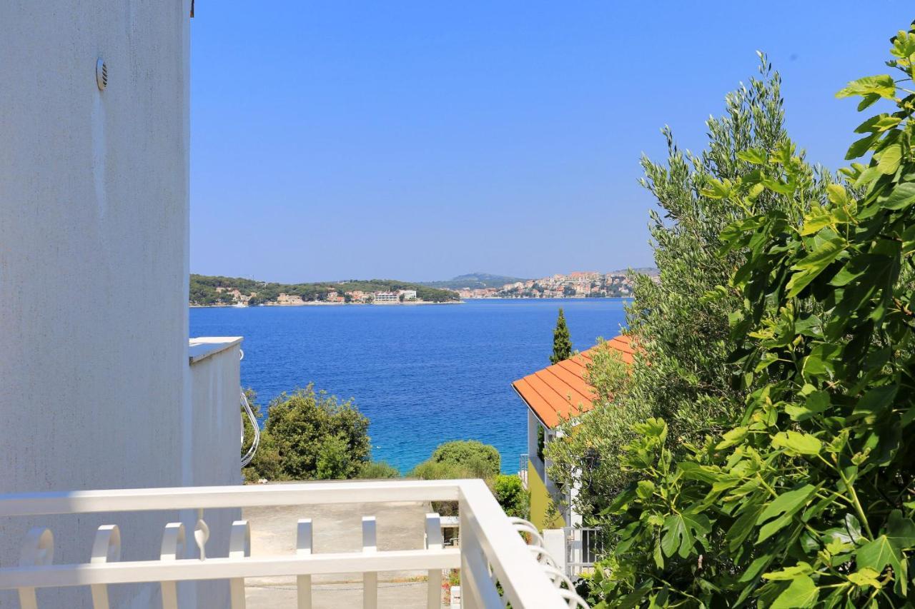 Family Friendly Seaside Apartments Razanj, Rogoznica - 10373 Екстериор снимка