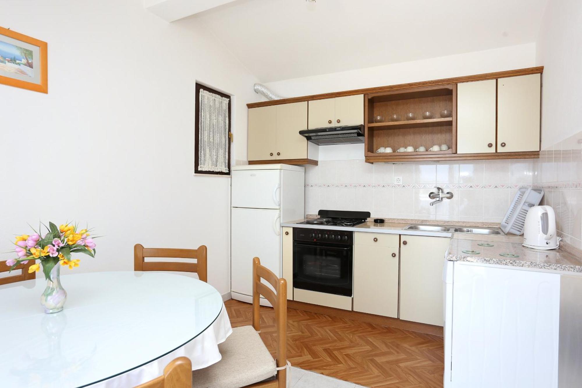 Family Friendly Seaside Apartments Razanj, Rogoznica - 10373 Стая снимка