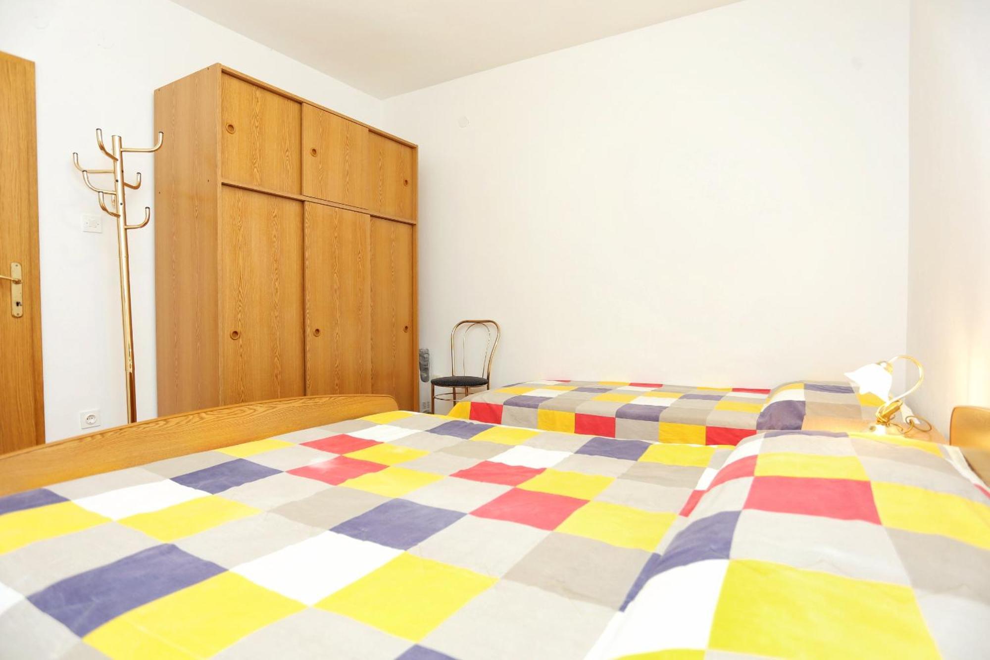 Family Friendly Seaside Apartments Razanj, Rogoznica - 10373 Стая снимка
